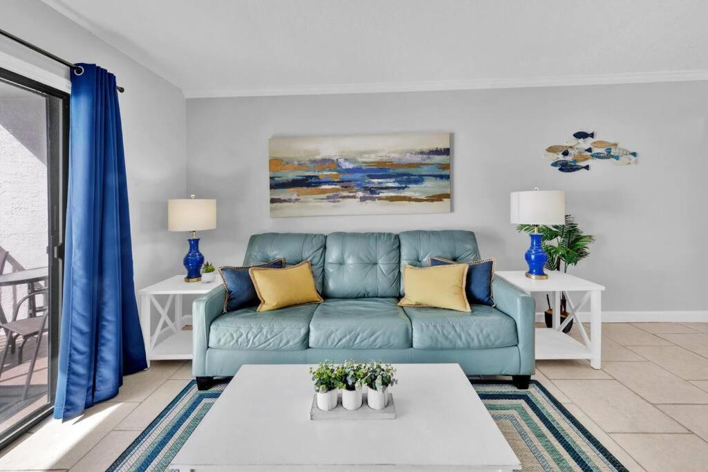 Apartment Oceanfront #507 At Summit