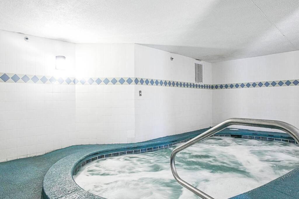 Oceanfront #507 At Summit Apartment *