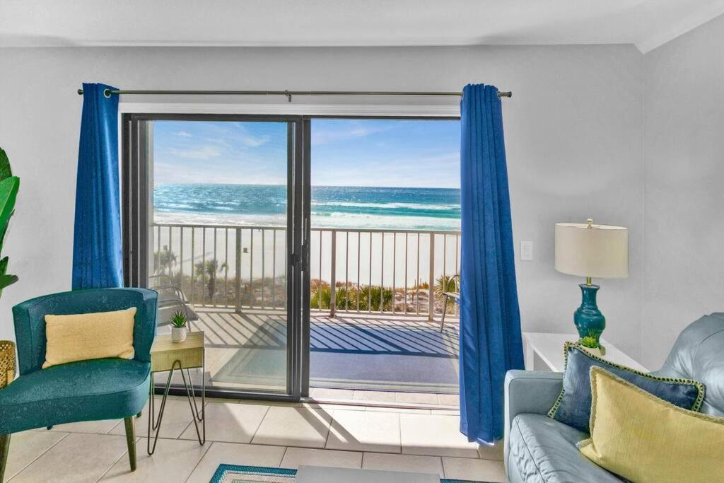 Apartment Oceanfront #507 At Summit